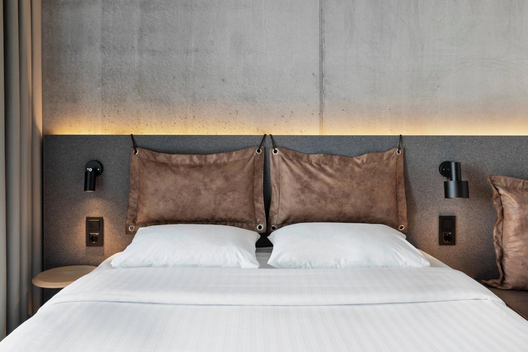 ม็อกซี่ เบอร์เกน Hotel ภายนอก รูปภาพ